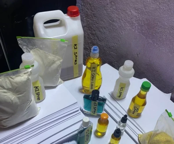 7_19bd9dbf-8006-45e8-b7df-84161952b79a 25x Premium Baller Knastpapier – Hochwertiges DIN A4 Papier für ein Intensives und Gleichmäßiges High-Erlebnis